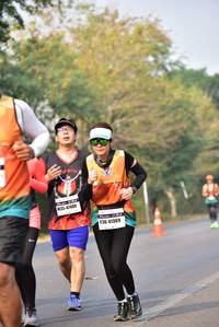 BIB: 41400, 41369
                            <button type="button" onclick="openModal(10177084)" class="btn btn-primary btn-sm float-right btn-popup" data-toggle="modal" data-target=".modal-high-quality">
                        <i class="fas fa-shopping-cart"></i> Add to Cart
                    </button>
                                            <button type="button" onclick="isThisMe(10177084, true)" class="btn btn-success btn-sm float-right btn-popup btn-isme hidden" data-toggle="tooltip" data-placement="bottom" title="นี่คือรูปของคุณใช่ไหม คลิกที่นี่เพื่อเอาเข้าอัลบั้ม">
                        <i class="fas fa-plus"></i> Add to album
                    </button>
                    <button type="button" onclick="isThisMe(10177084, false)" class="btn btn-warning btn-sm float-right btn-popup btn-isnotme hidden">
                        <i class="fas fa-ban"></i> Remove from album
                    </button>